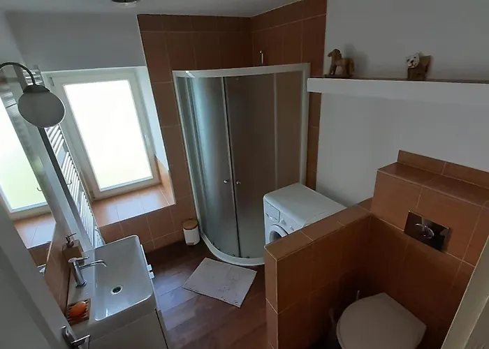Prazdninova S Uzavrenym Dvorem A Zahradou Apartment Bernartice (Pisek)