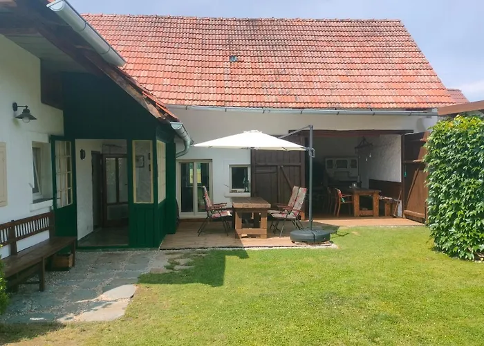 Apartment Prazdninova S Uzavrenym Dvorem A Zahradou